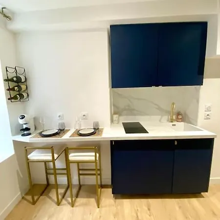 Hyper Centre Balneo Casa Dauphine * Dijon