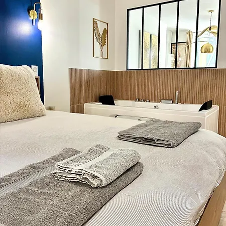 Appartamento Hyper Centre Balnéo Casa Dauphine *